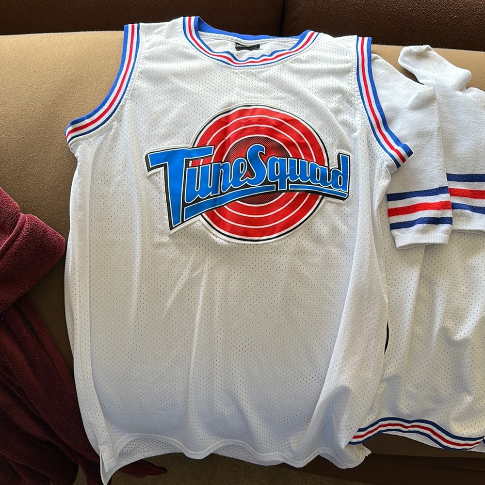 BRAND NEW: Medium Tune Squad Jersey and Gear
